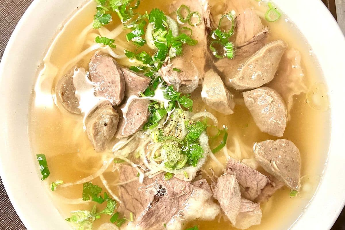 7 Beef Brisket and Beef Meatballs - Phở nạm bò viên