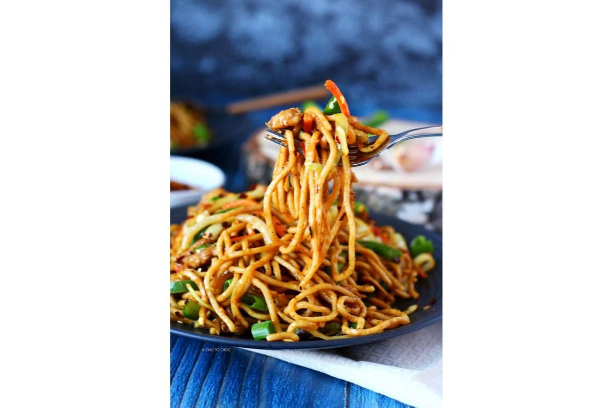 Hakka-Style Fried Noodles 客家炒面