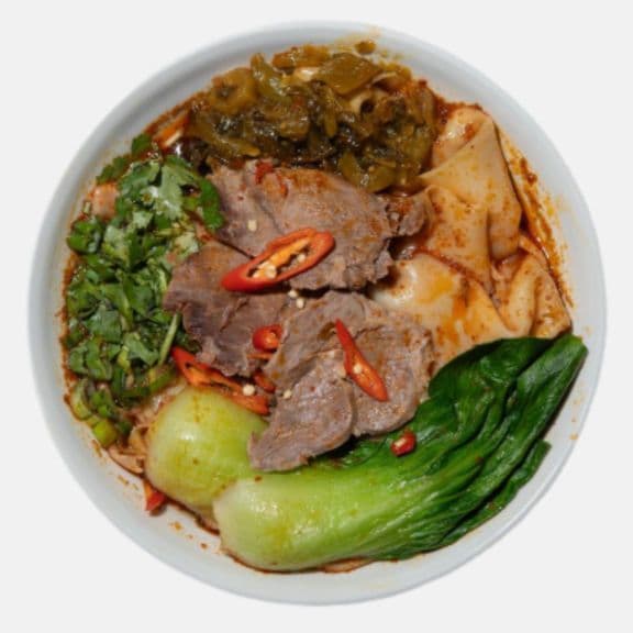 Hot & Sour Beef Noodles 酸汤牛肉面