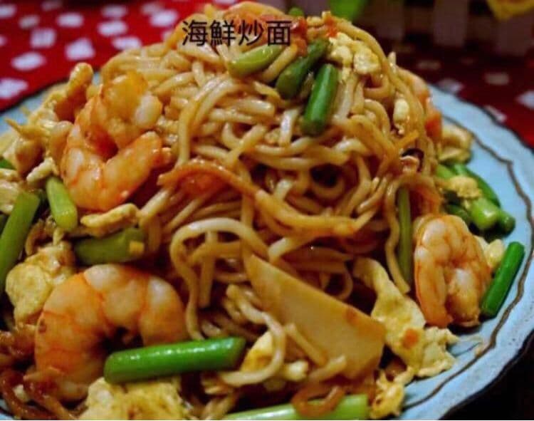 Fried Noodle with Seafood