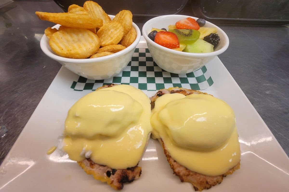 Classic Eggs Benedict