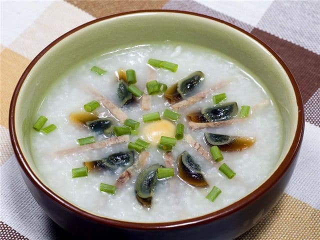 207. Preserved Egg and Shredded Pork Congee