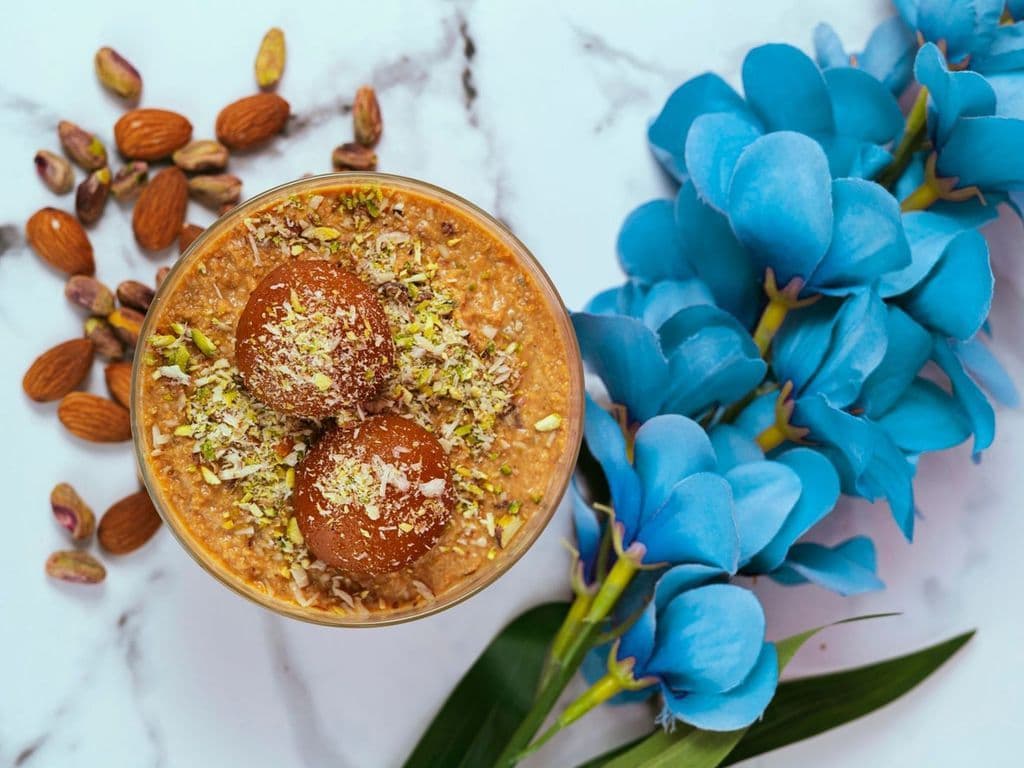 Gulab Jamun with Rabadi