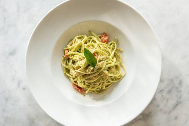 Linguini Pollo Pesto