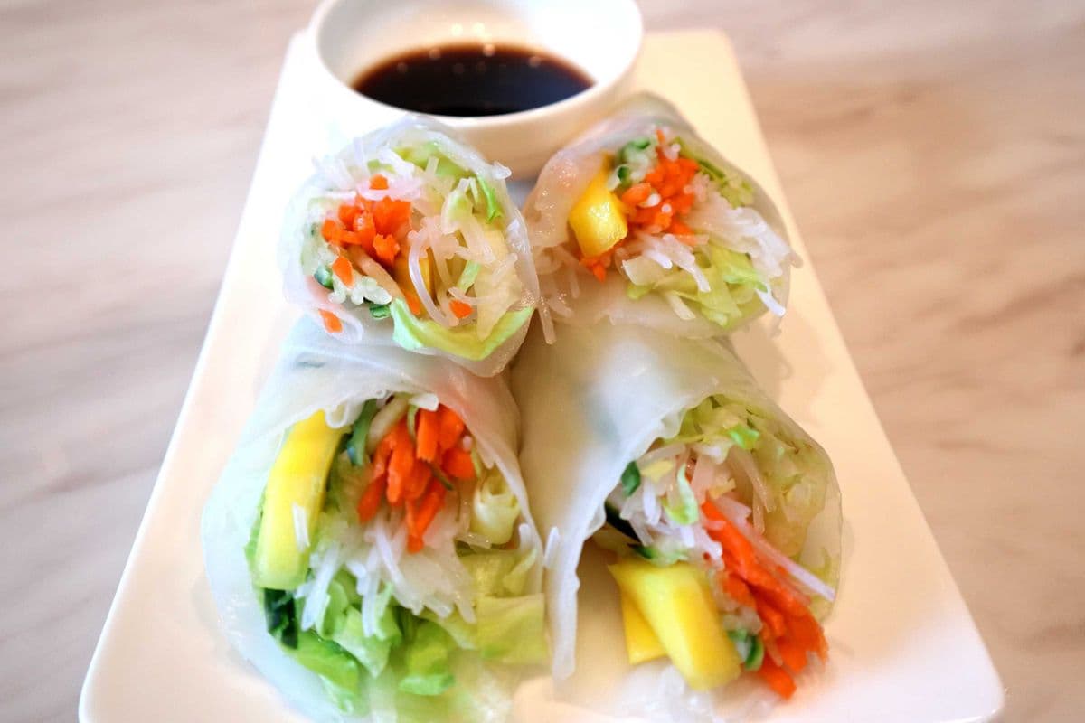 Fresh Summer Rolls (4 pcs)