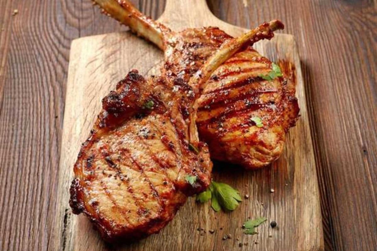 Côtelette de porc tomahawk (16 oz) / Tomahawk Pork Chop (16 oz )