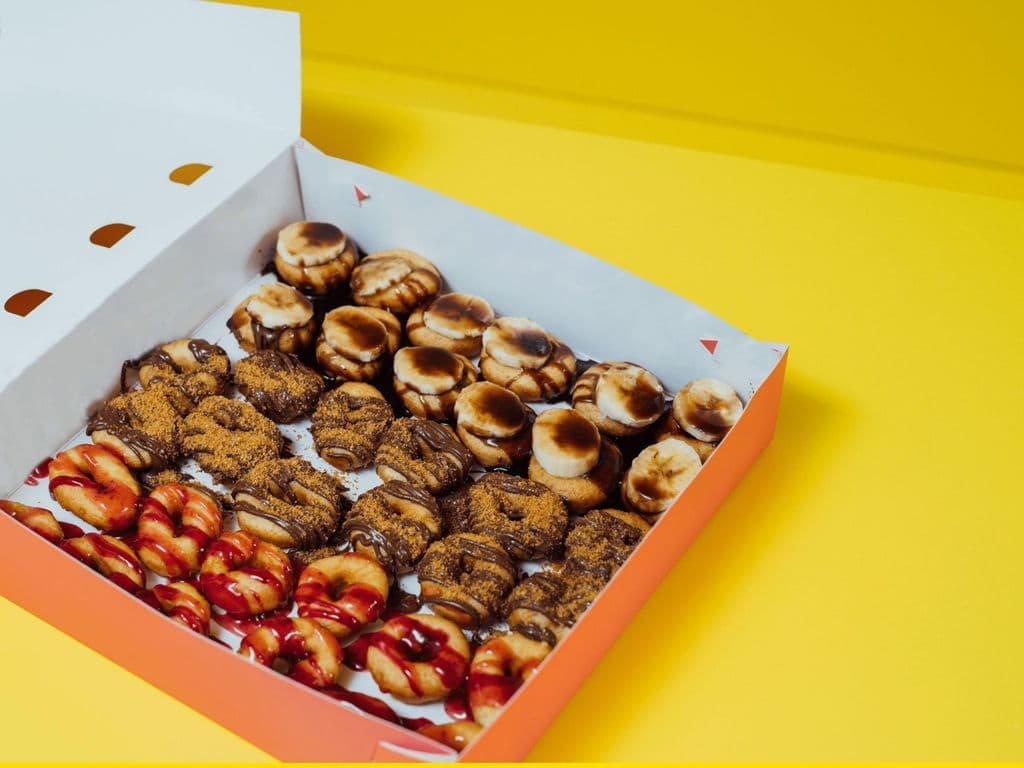 Medium boîte de mini-beignets / Medium Box of Mini Donuts