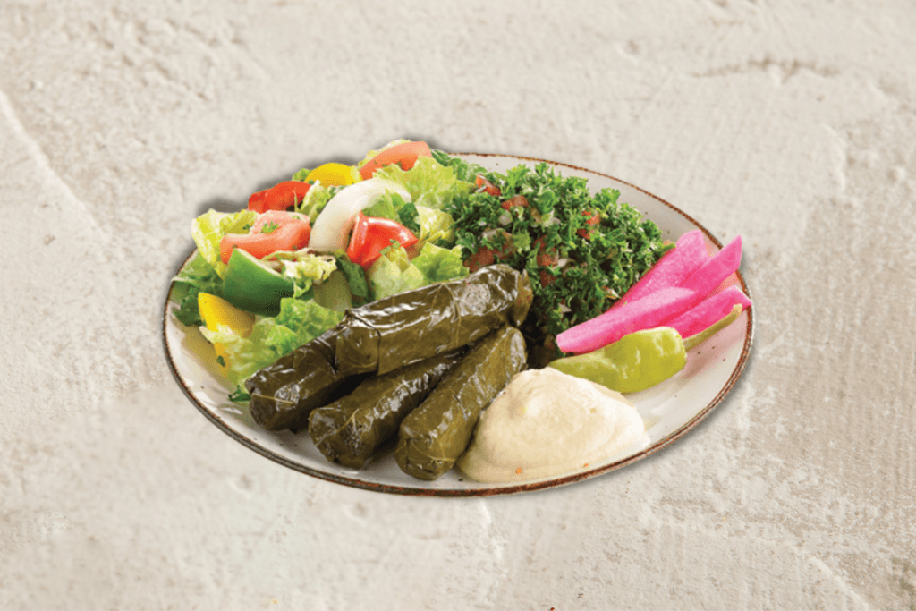 Vine Leaves Plate / Feuilles de vigne