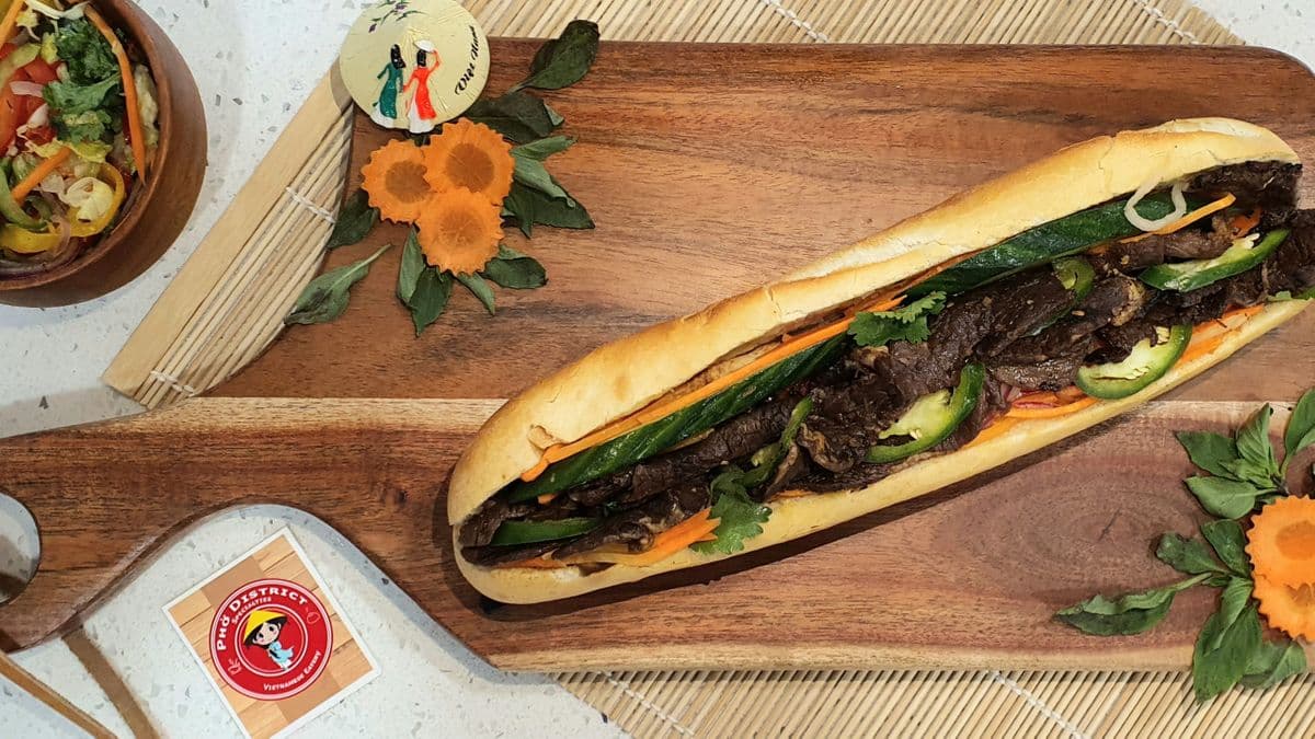1300. Grilled Beef Banh Mi