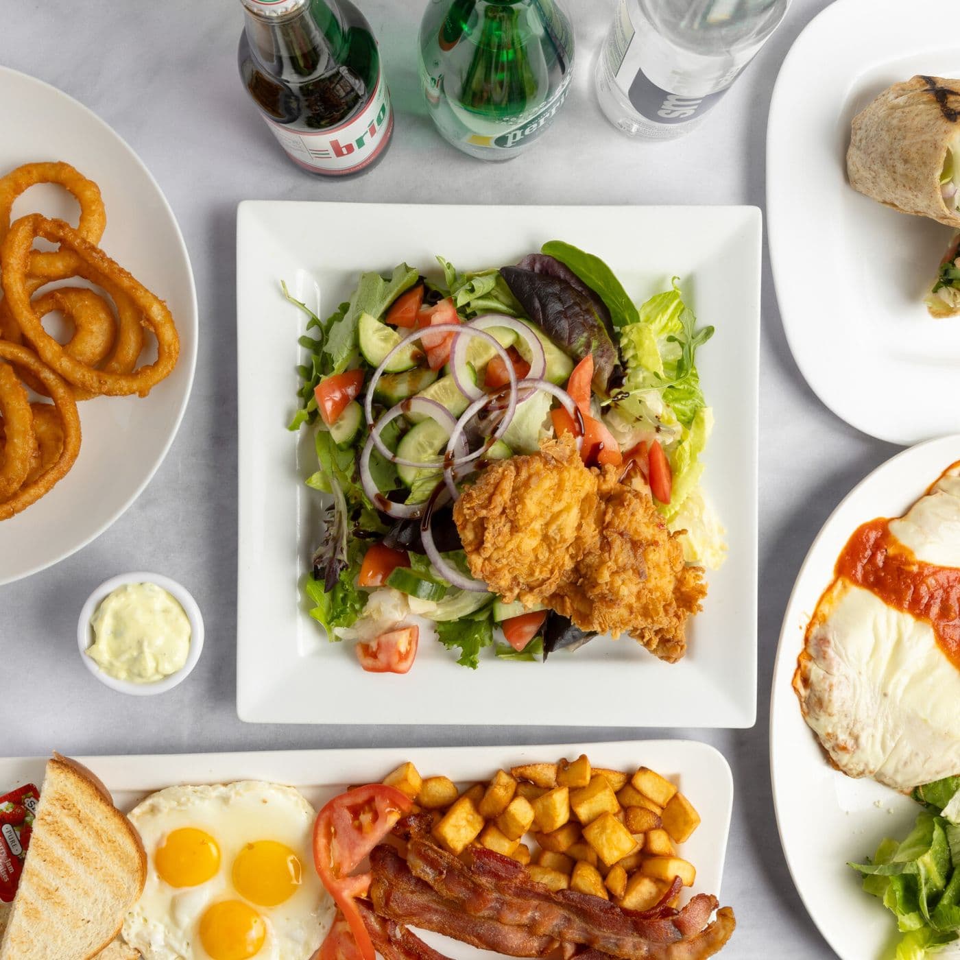 Deluxe Grill and Cafe