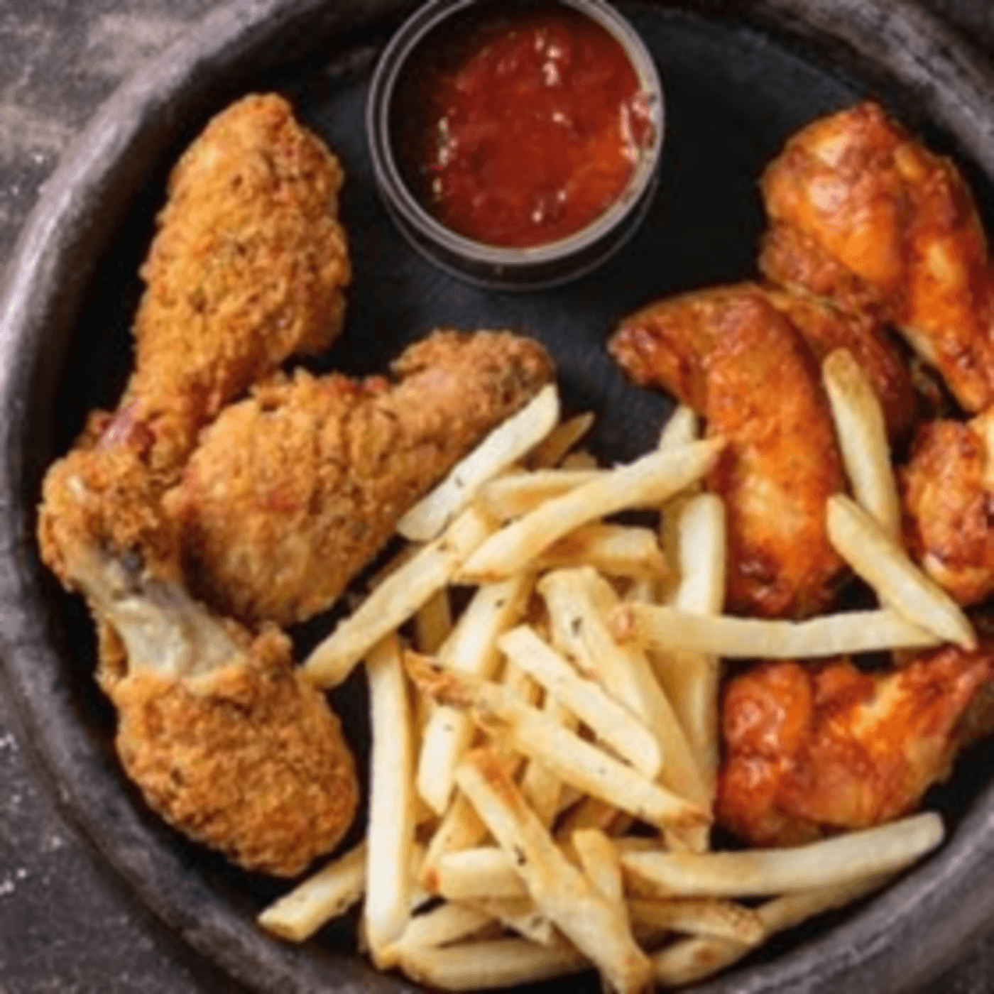 Mac N' Wings
