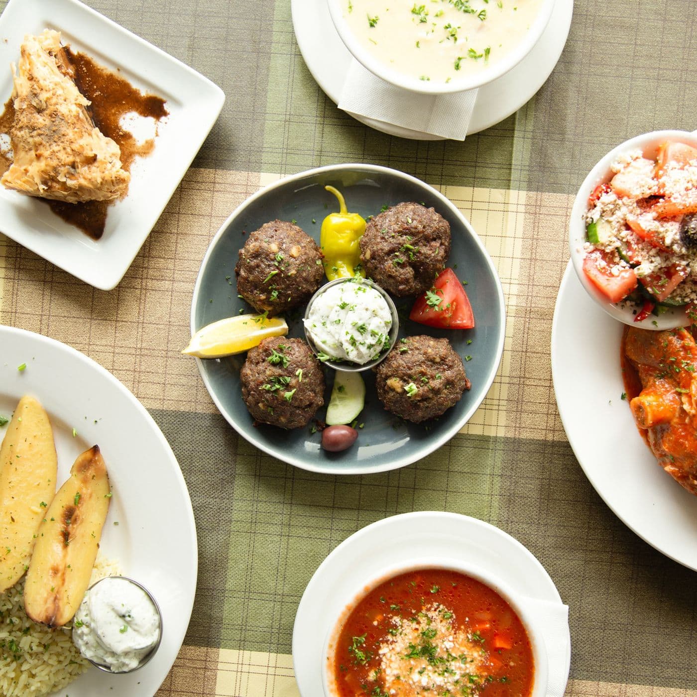Takis' Taverna - DNU