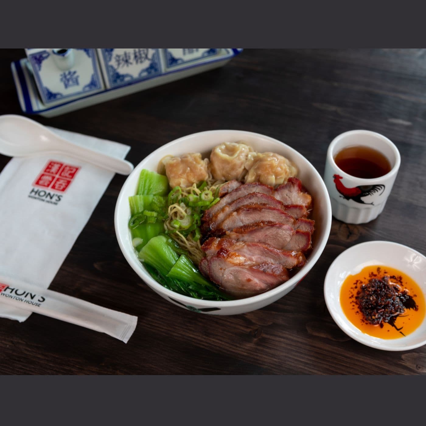Hon's Wonton House - Broadway Station