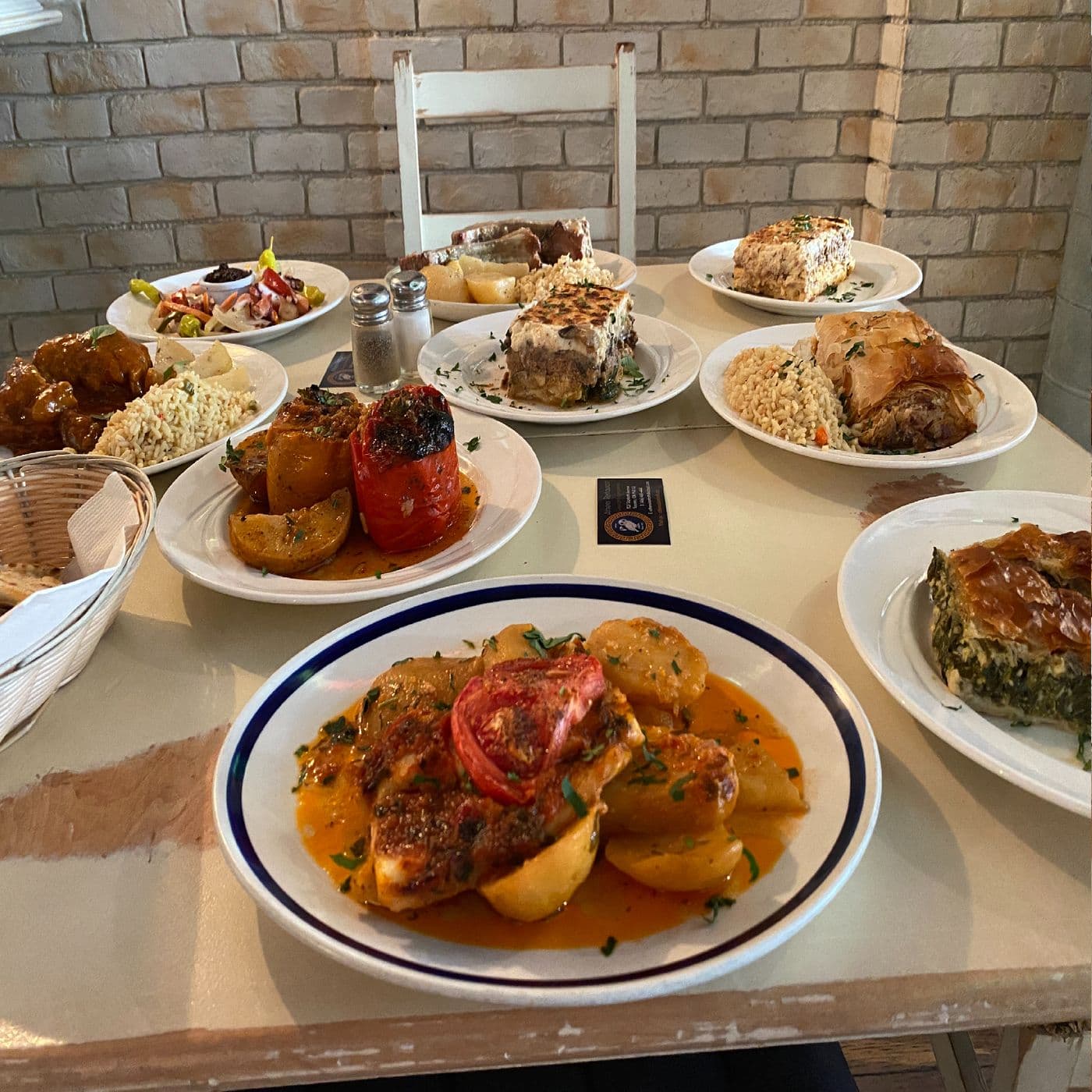 Athens Restaurant & Tavern