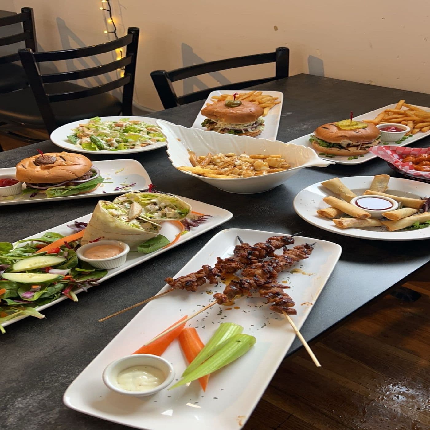 Pregame Sports Bar & Lounge