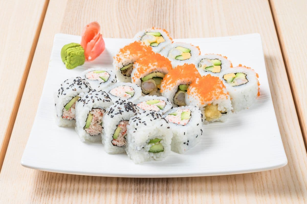 Mini Rolls Combo (16 pcs)