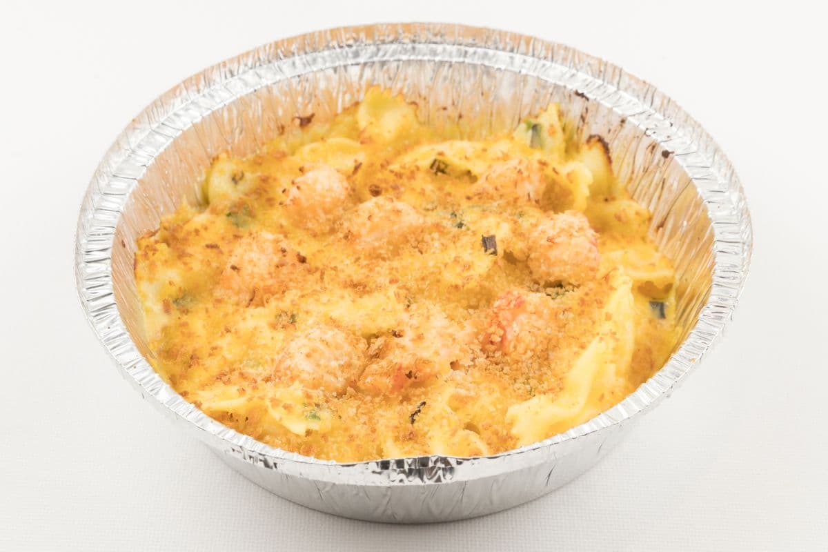 Moderate Lobster Mac and Cheese Pasta
