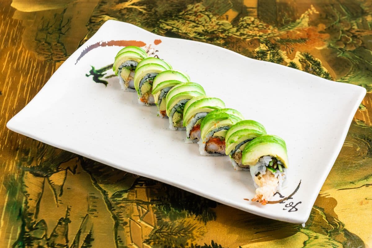 Green Dragon Roll (8 pcs)