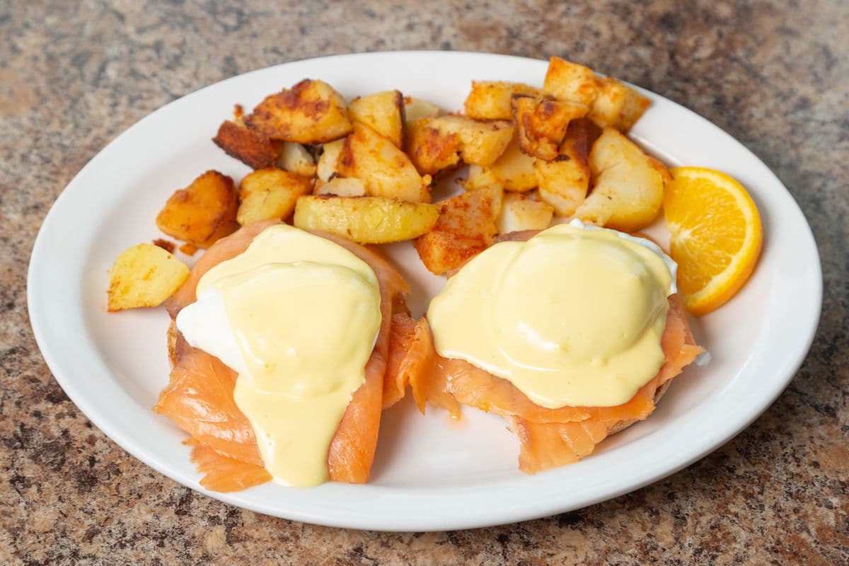 Smoked Salmon Eggs Benedict