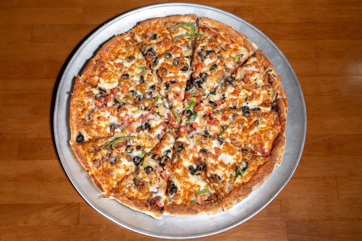 Medium Vegetarian Pizza