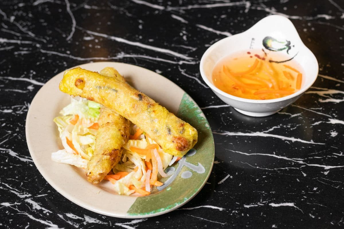 48. Meat or Vegetable Spring Roll - Cha Gio (2 pcs)