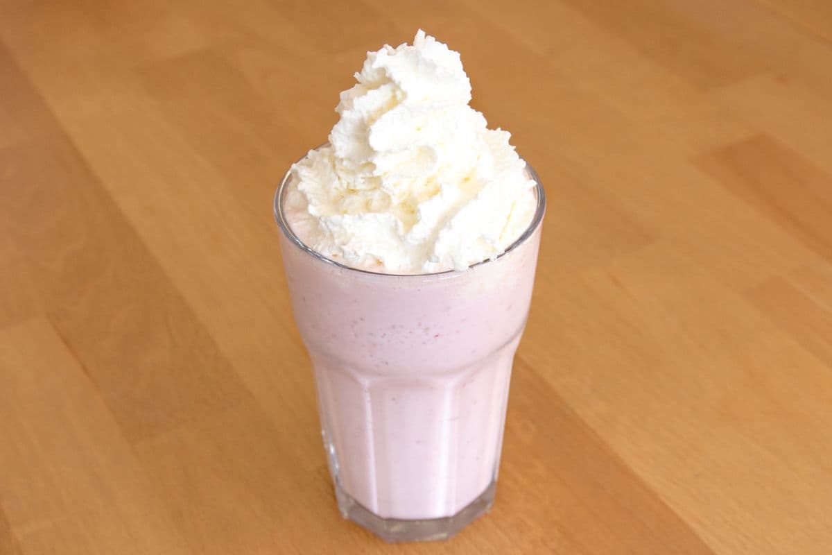 Fresh Strawberry Milkshake