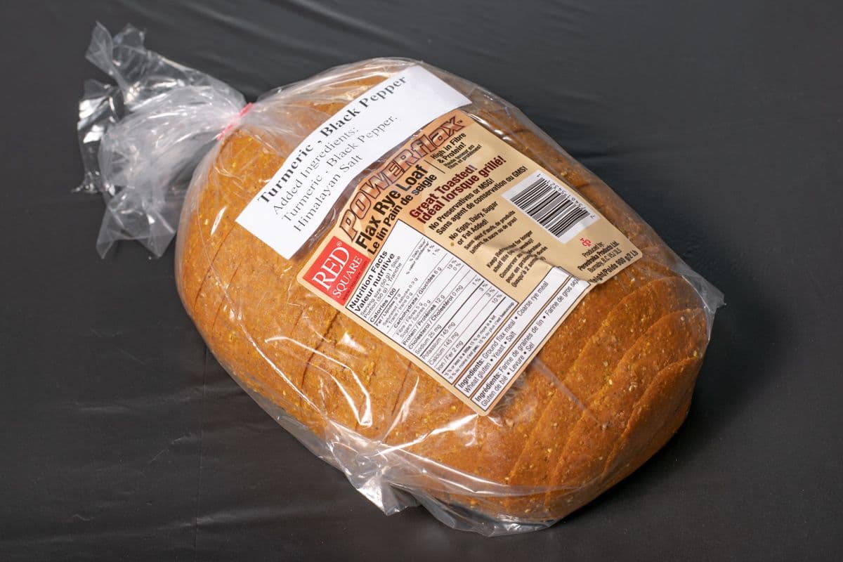 Low-Carb Flax Turmeric Loaf