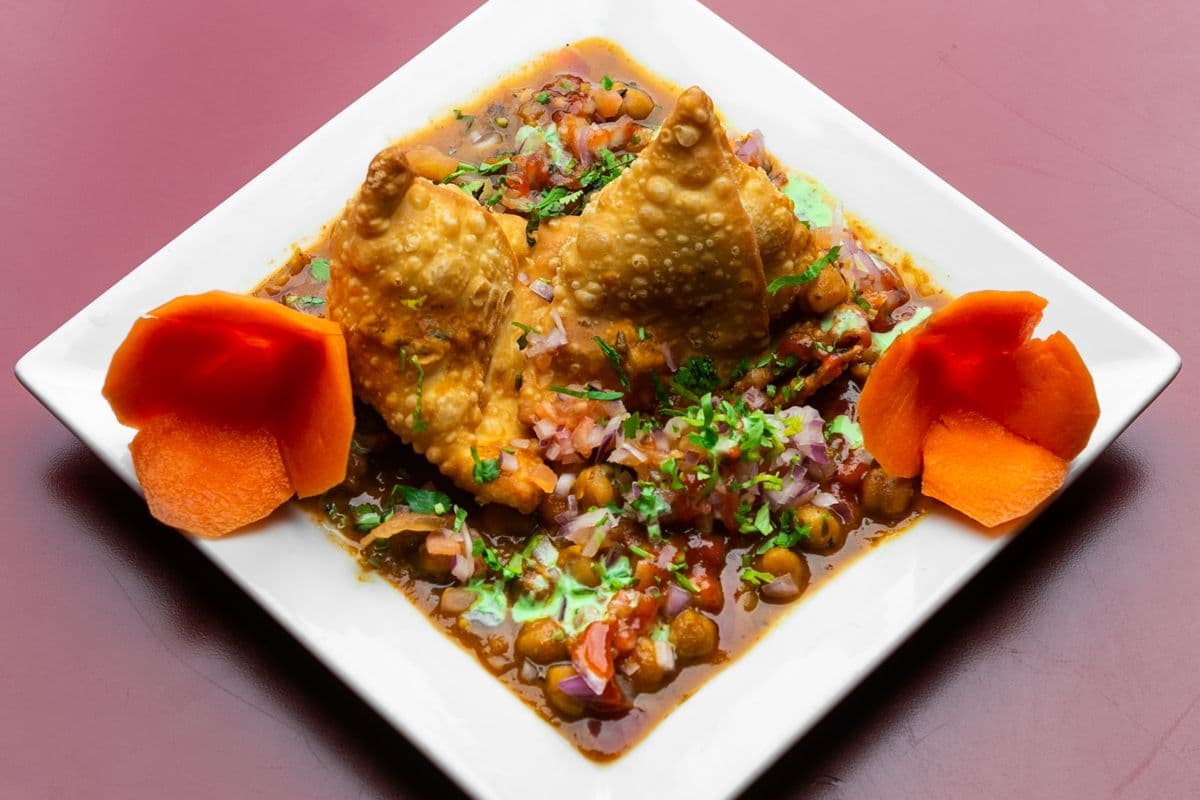Crown Samosa Special (2 pcs)
