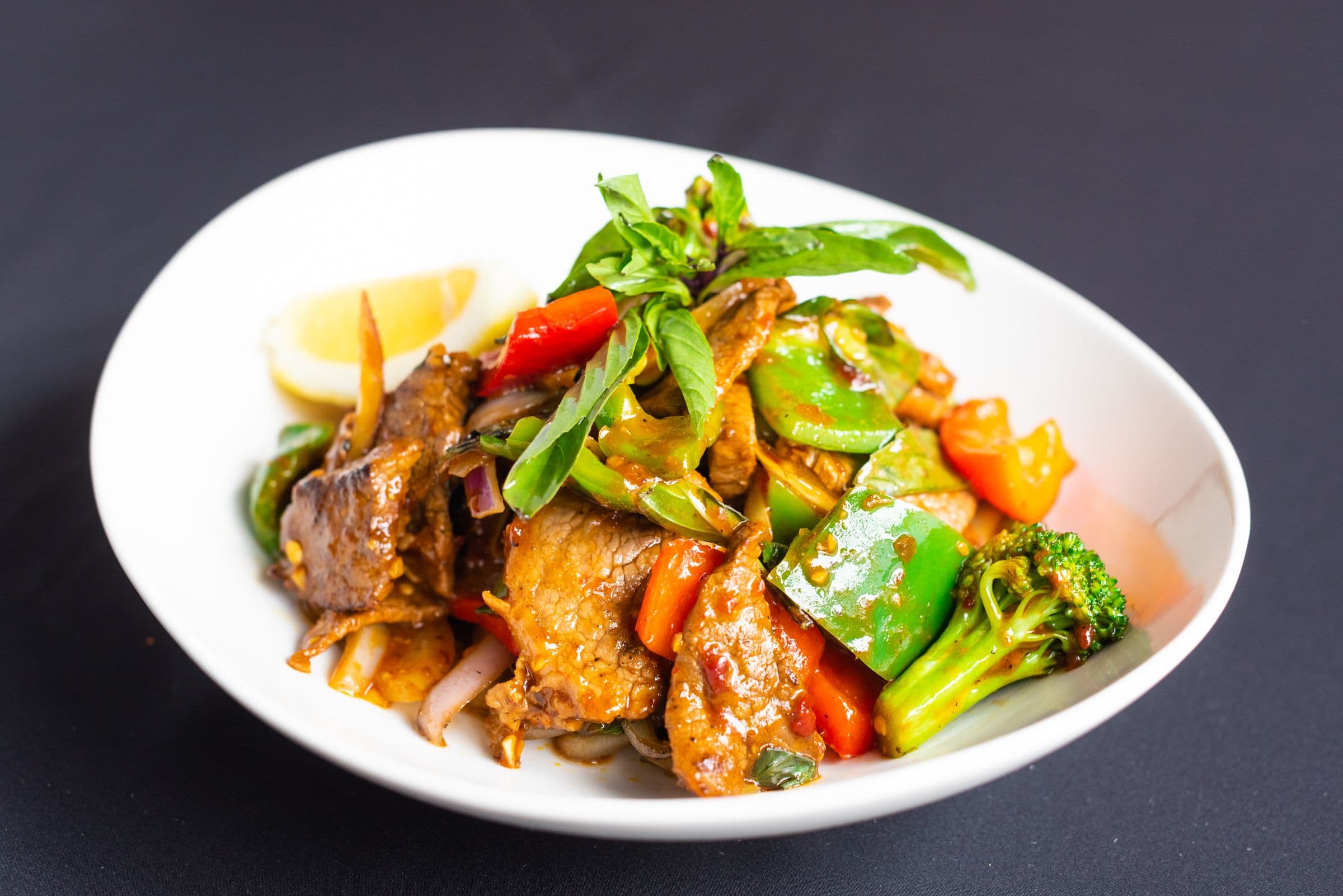 Basil Beef - Nuer Phad Kraphao