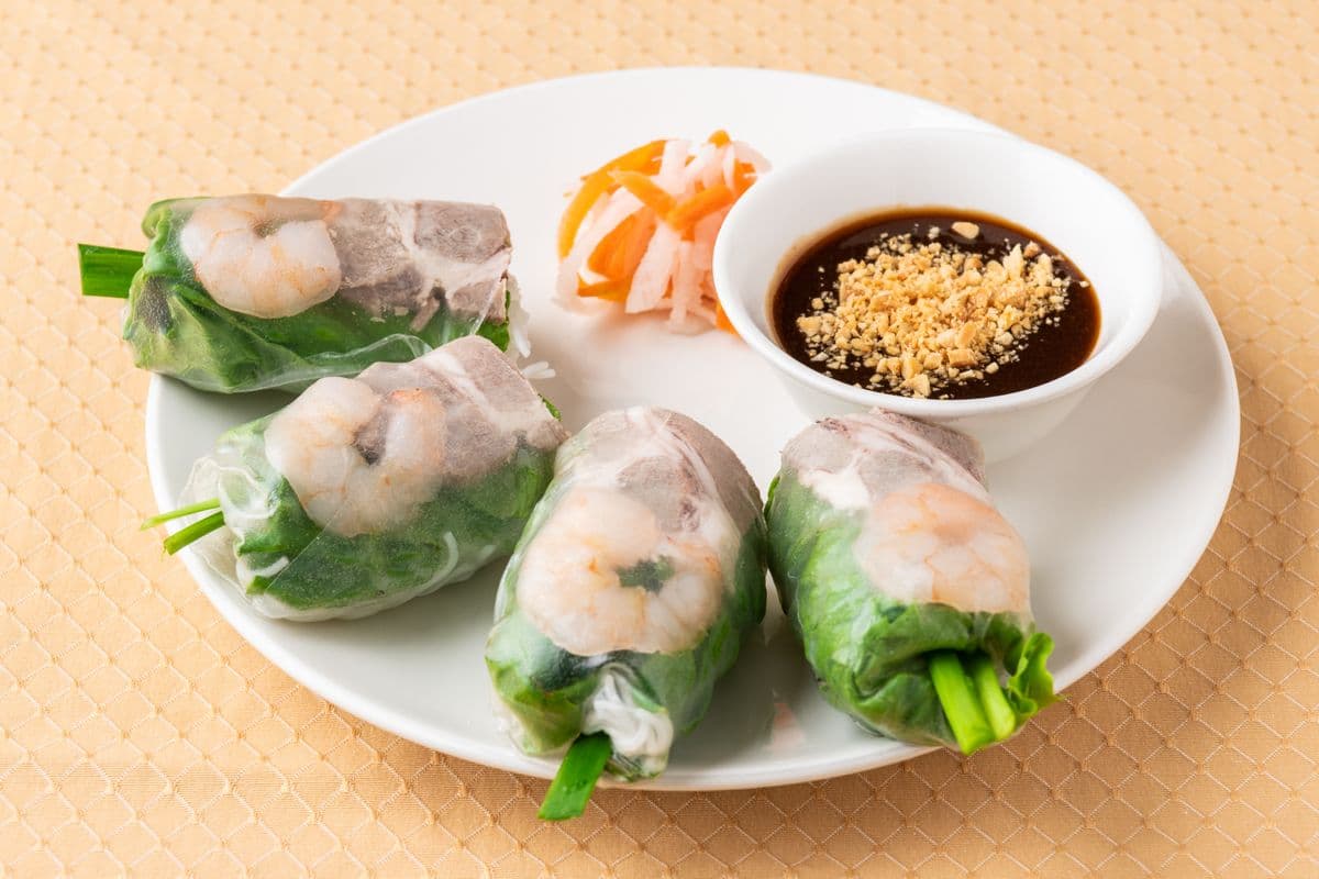 8. Fresh Rolls with Shrimp and Pork
