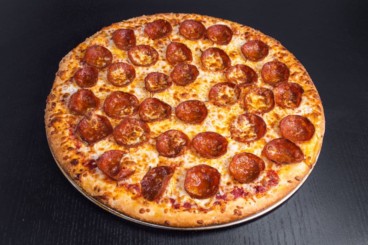 Large Pepperoni Favourite Pizza