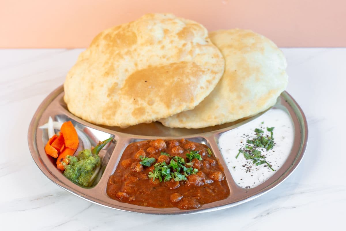 Chana Bhatura