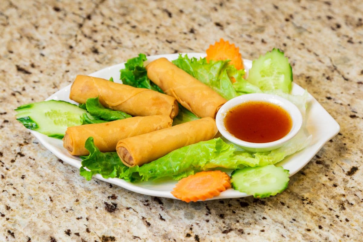 01. Thai Spring Rolls (4 pcs)