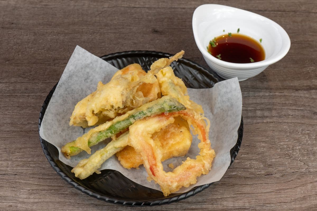 T1. Vegetables Tempura (6 pcs)