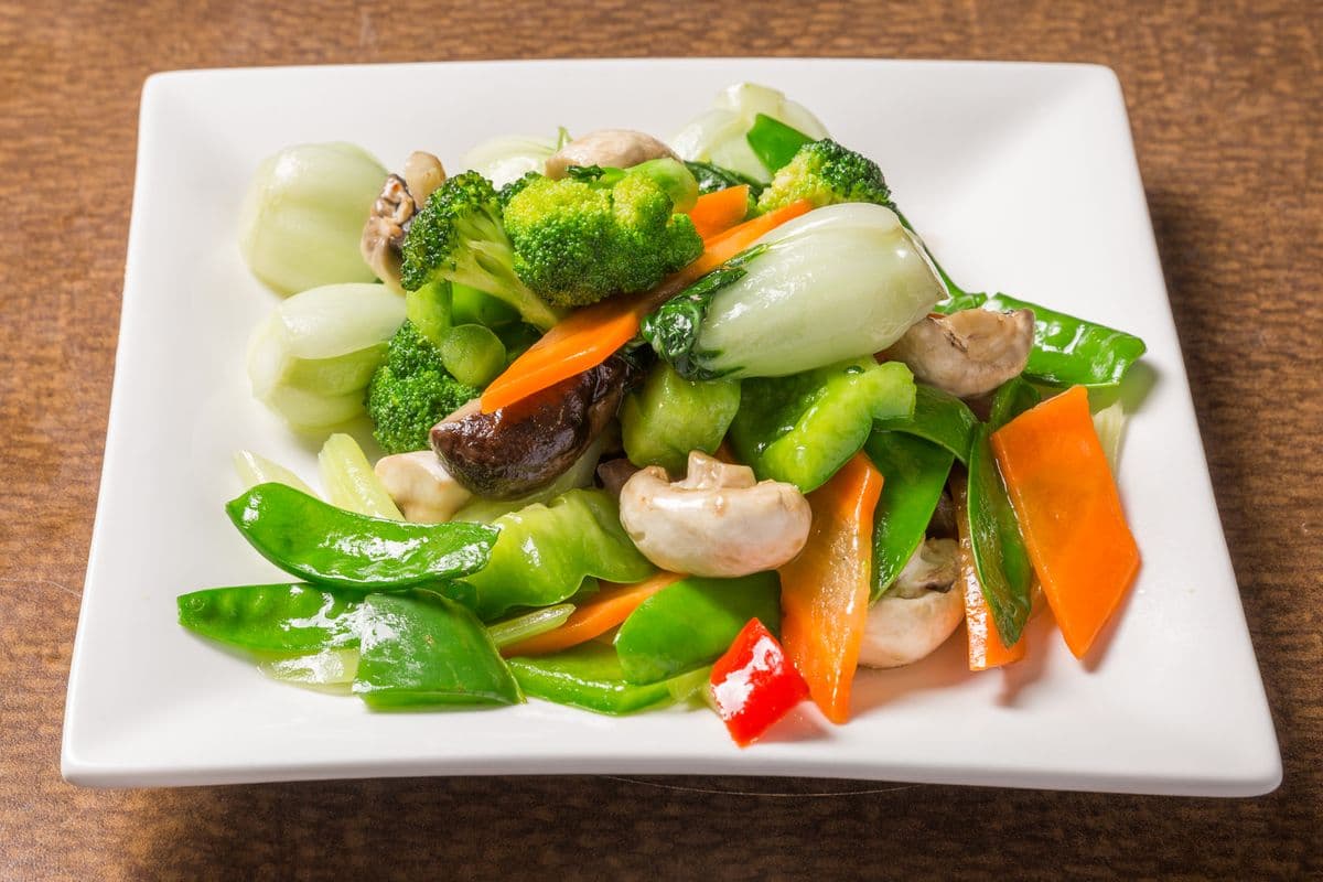 128. Stir-Fried Bok Choy (Plain/Garlic)
