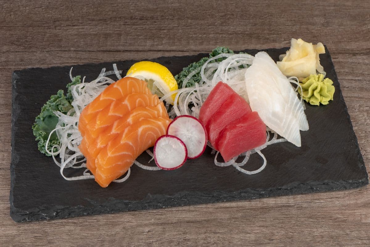 A7. Sashimi (9 pcs)
