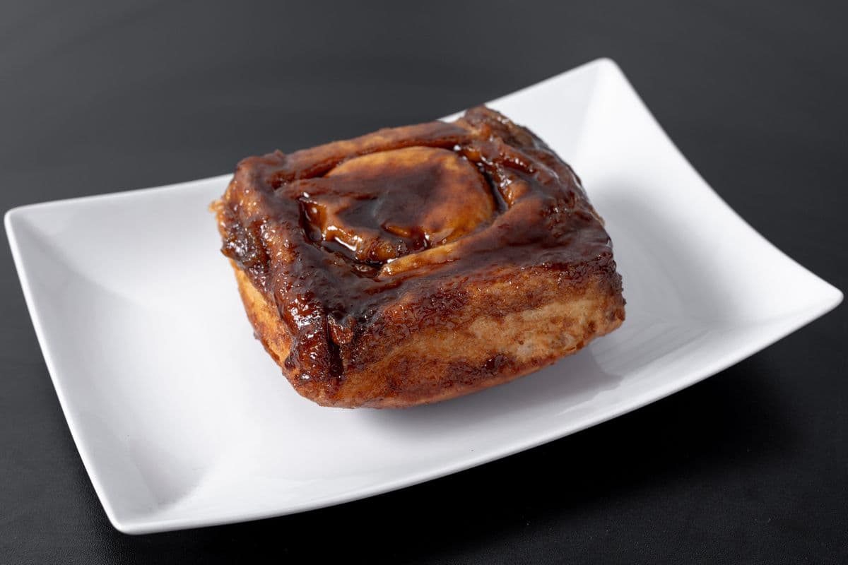 Cinnamon Bun (1 pc)