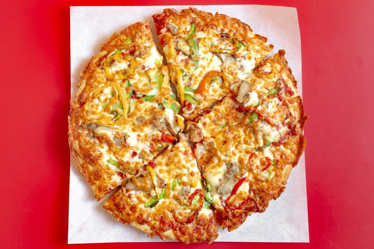 14'' Hot Grilled Chicken Pizza