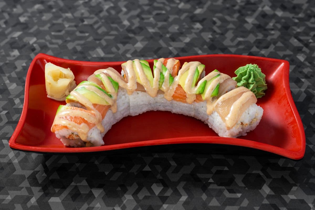 Rainbow Roll (8 pcs)