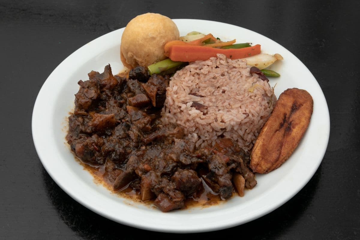 Repas de queue de bœuf / Oxtail Meal