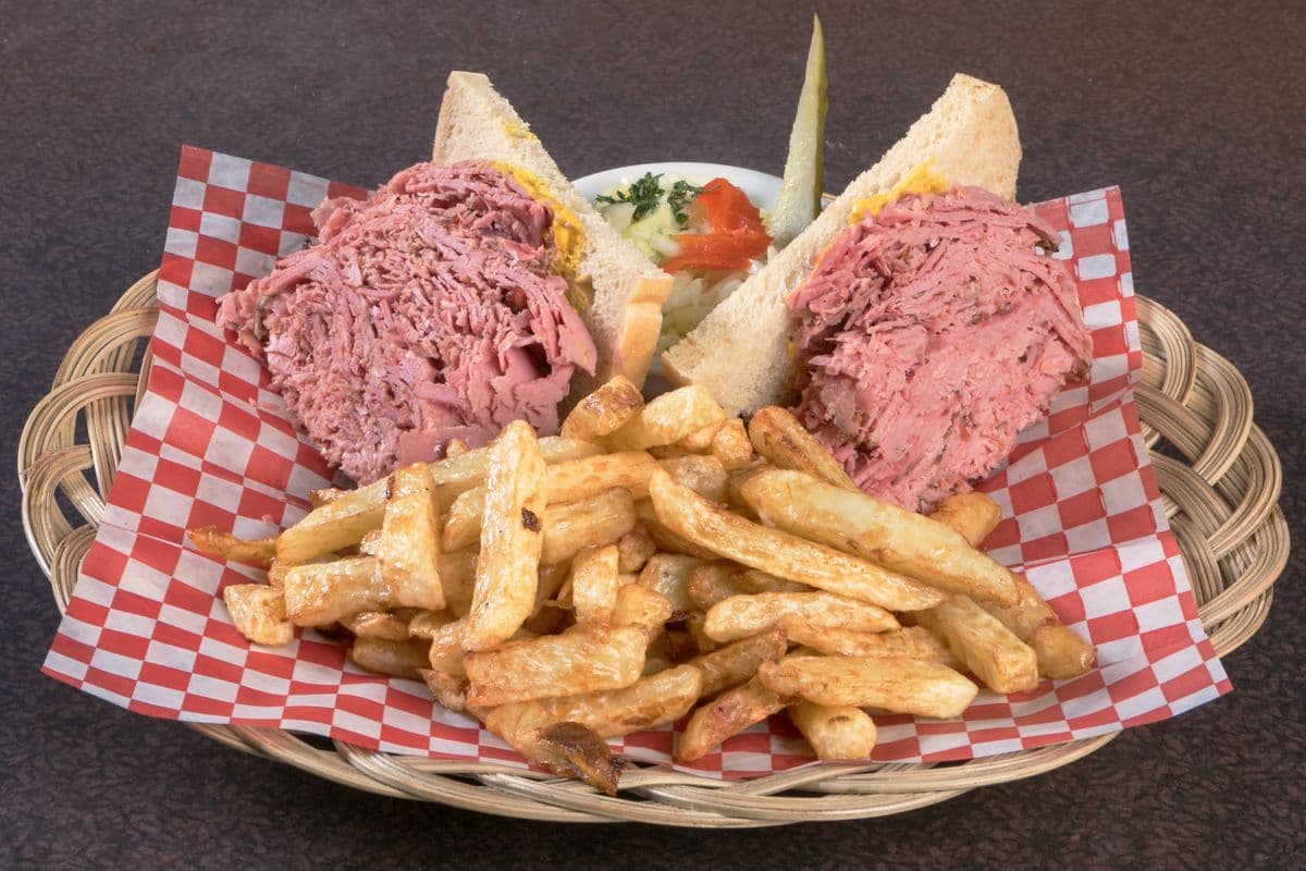 Sandwich à la viande fumée