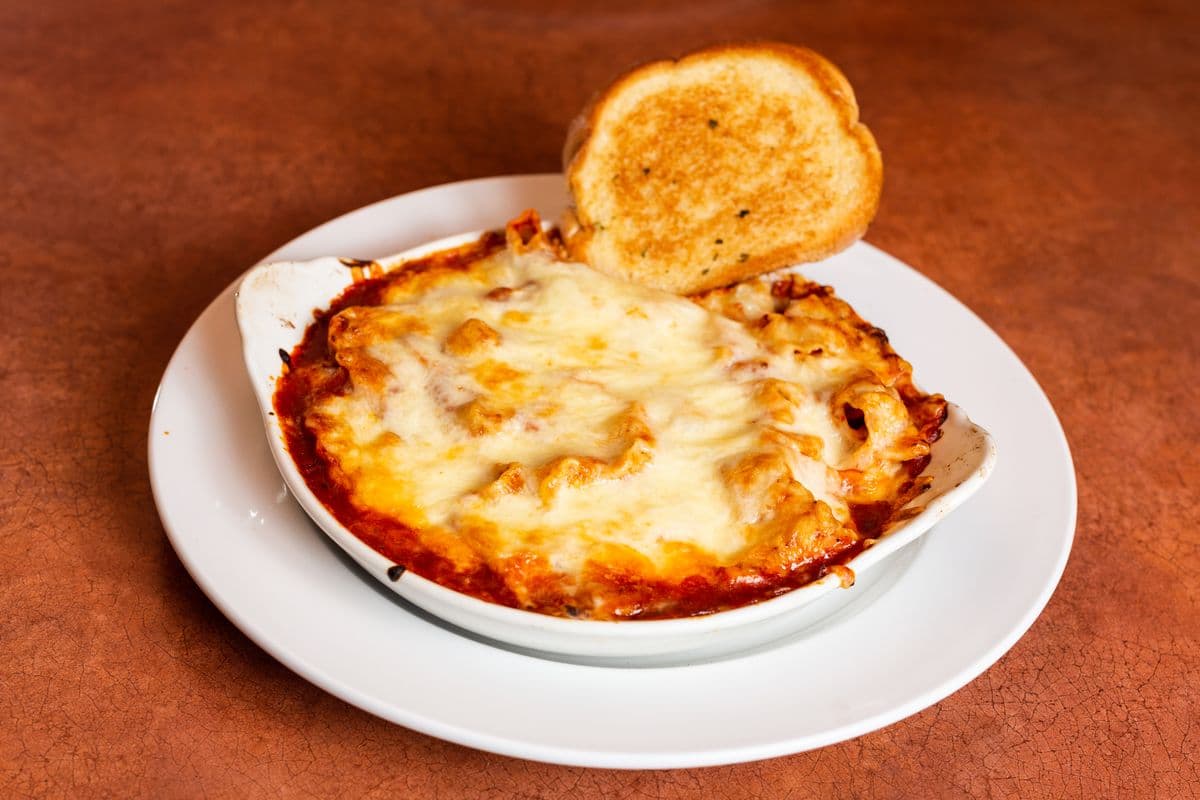 Small Baked Lasagna w/ Meat Sauce