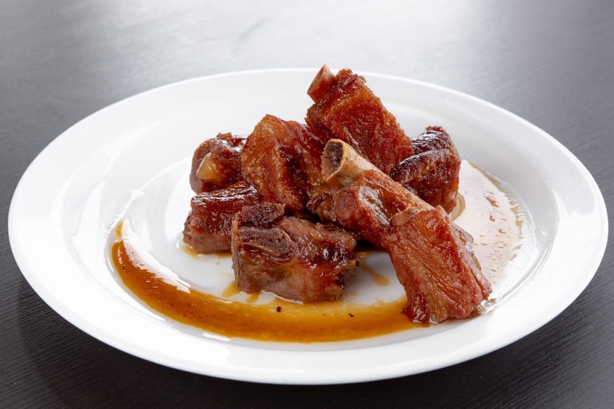 F11. Honey Garlic Spare Ribs 干排