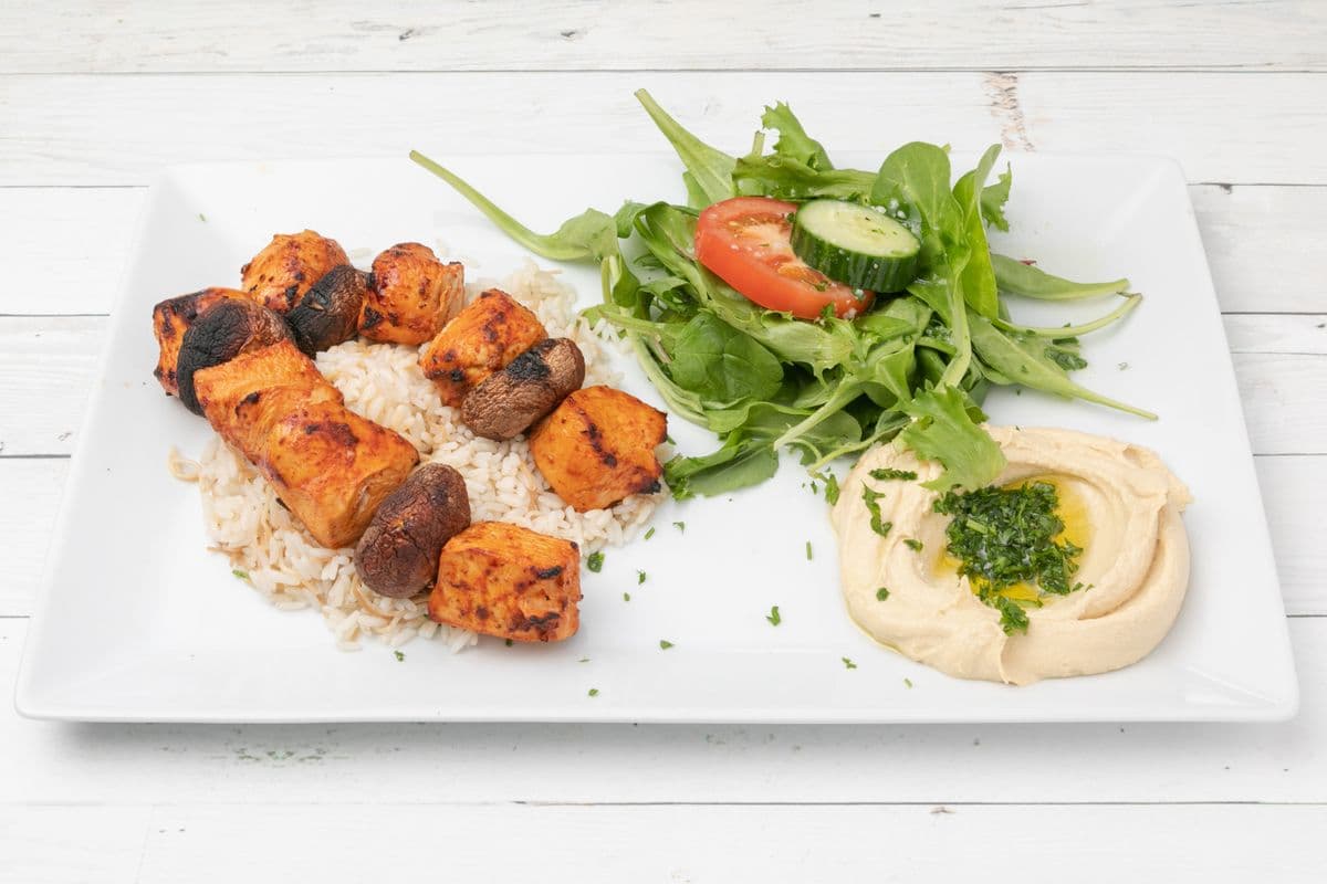 Shashlik au poulet (2 mcx) / Chicken Shashlik (2 pcs)