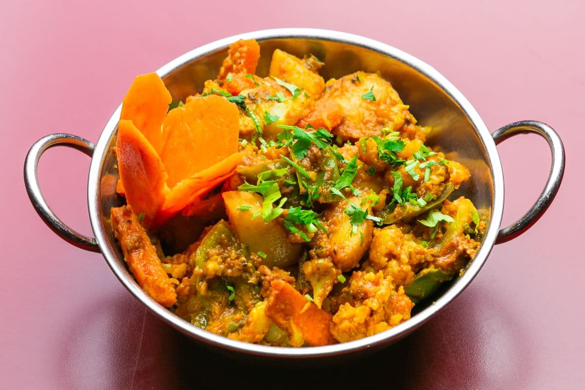 Crunchy Mixed Vegetable Pakoras