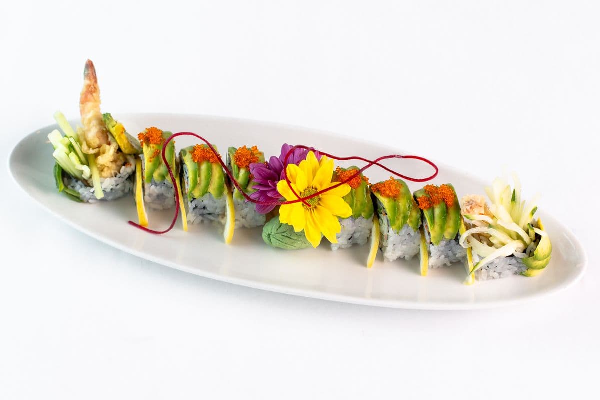 214. Green Dragon Roll (8 pcs)