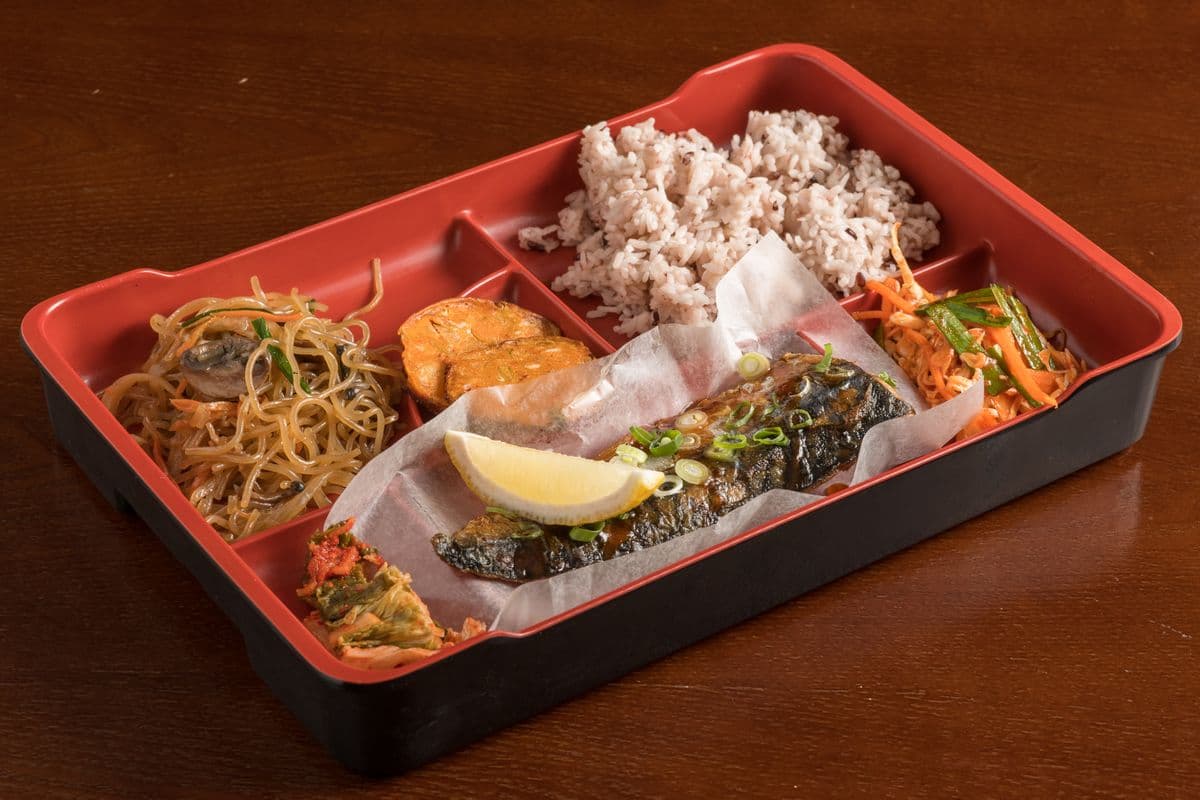 Pan-Fried Mackerel Bento Box