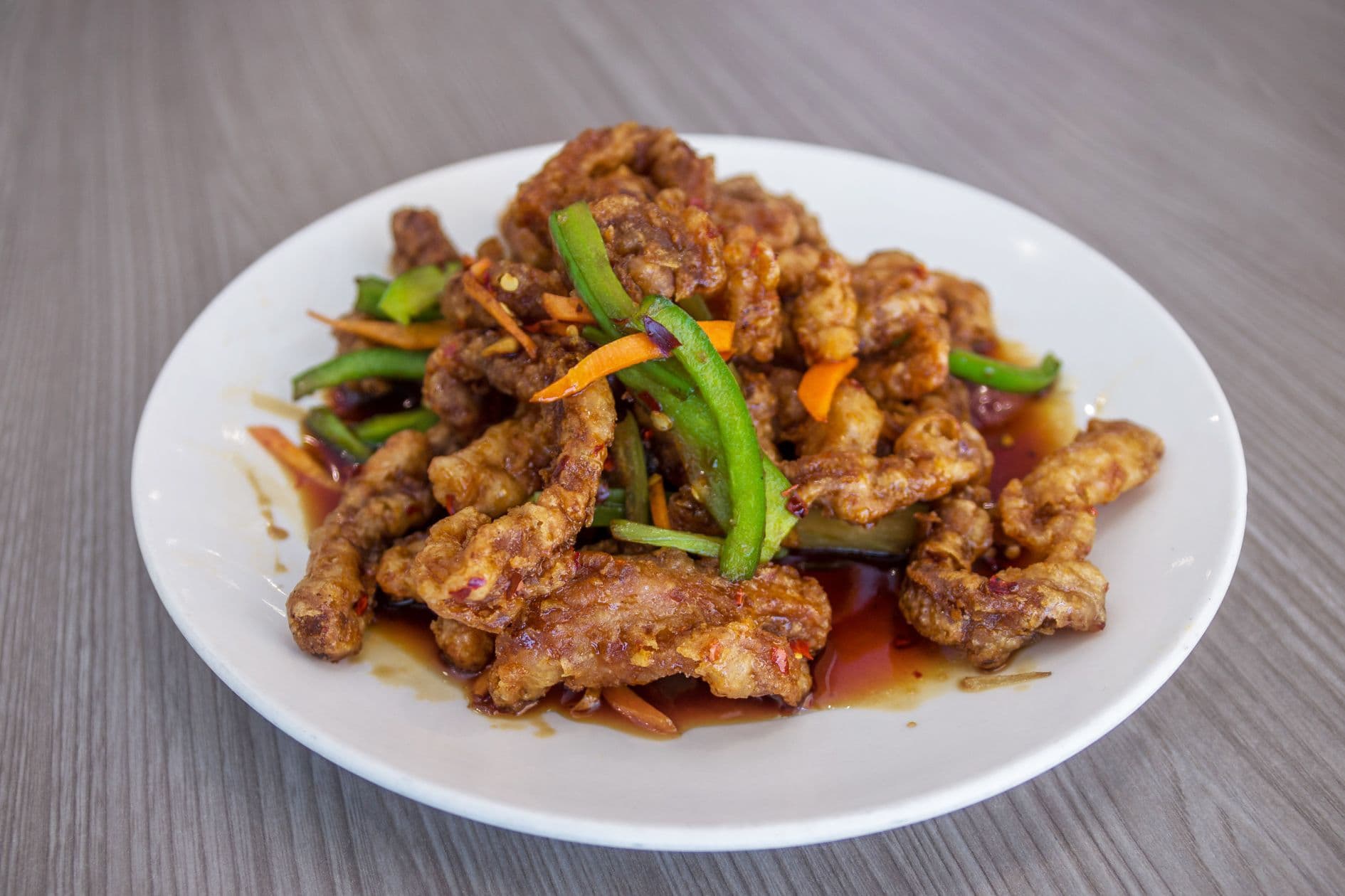 24. Ginger Fried Shredded Beef 乾炒牛絲
