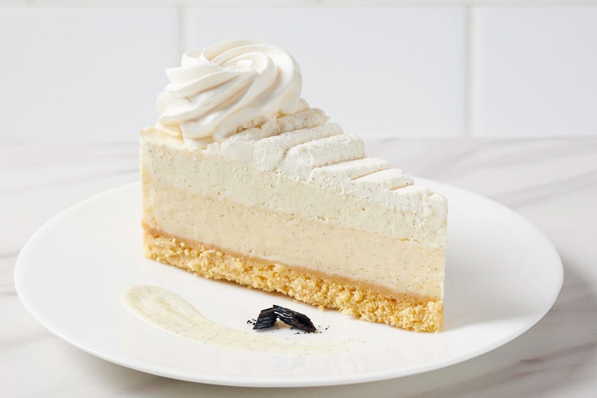 Vanilla Bean Cheesecake (Slice)