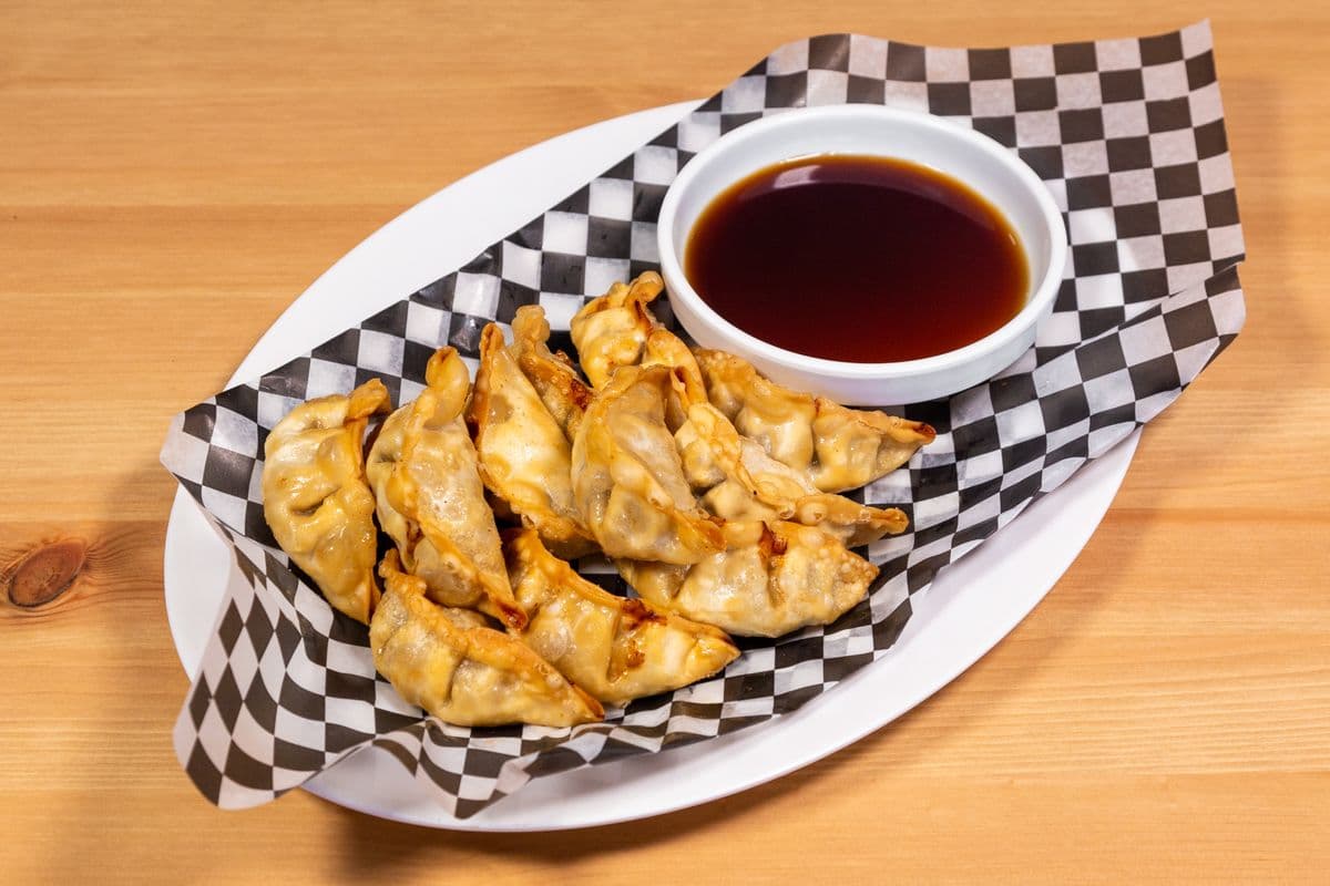 Deep-Fried Dumplings (12 pcs)